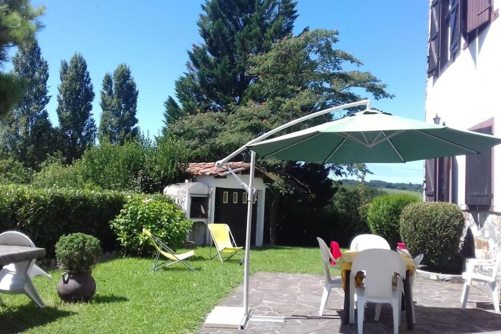 Logement Calme Et Authentique A Espelette Esterno foto