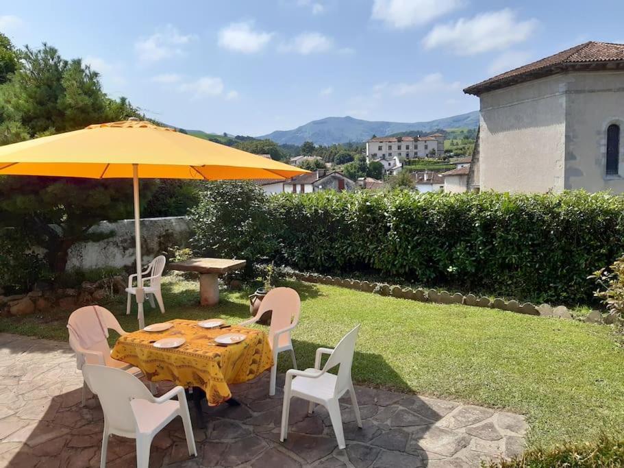Logement Calme Et Authentique A Espelette Esterno foto