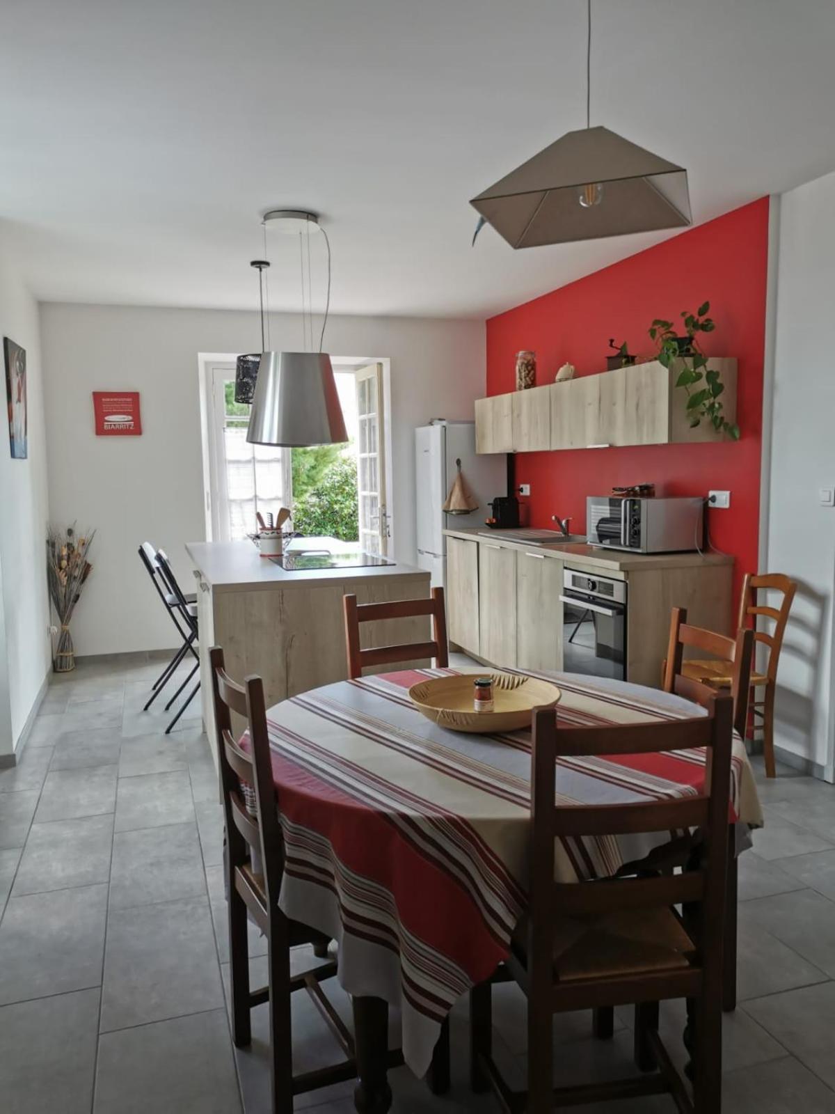 Logement Calme Et Authentique A Espelette Esterno foto